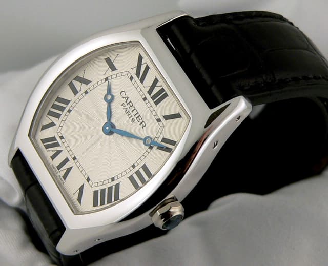 Cartier Plat Tortue Grand 
Modele