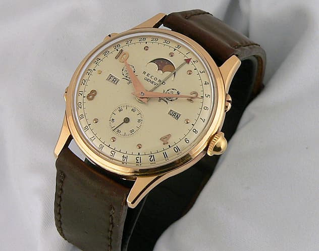 Record Geneve Triple Date Moon Rose
Small secs @ 6
17006
