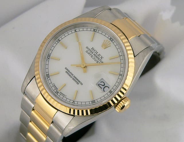 Rolex Datejust 2T White Dial
Oyster (1996)