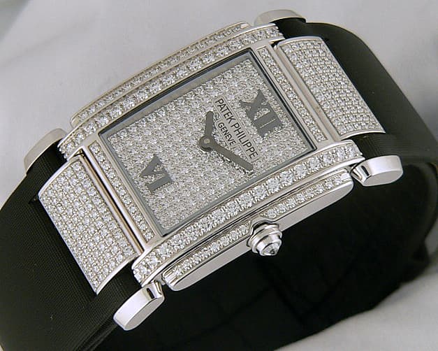 Patek Philippe Twenty-4 4910WG Strap
Pave Diamond Dial
