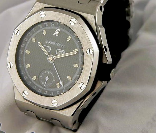 Audemars Piguet Off Shore Royal Oak Triple Date