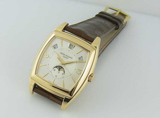 Patek Philippe Gondolo Calendario 5135 YG