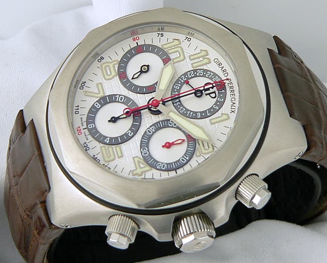Girard Perregaux Laureato EVO3 Chrono SS/Strap White Dial
