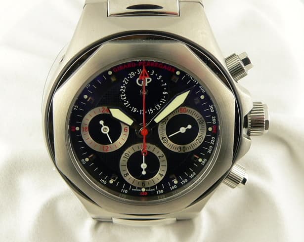 Girard Perregaux Laureato EVO3 SS-SS
Black
