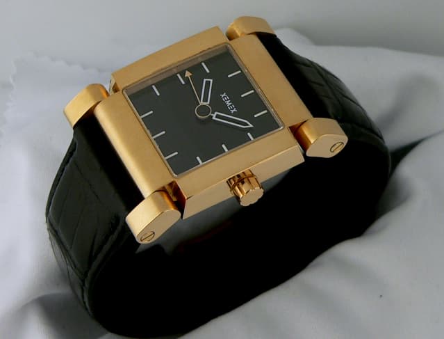 Xemex Avenue
18K Rose