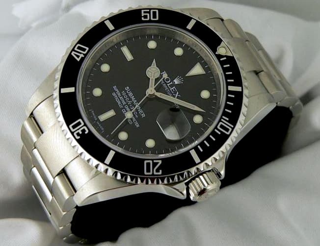 Rolex Submariner Steel
M Series
