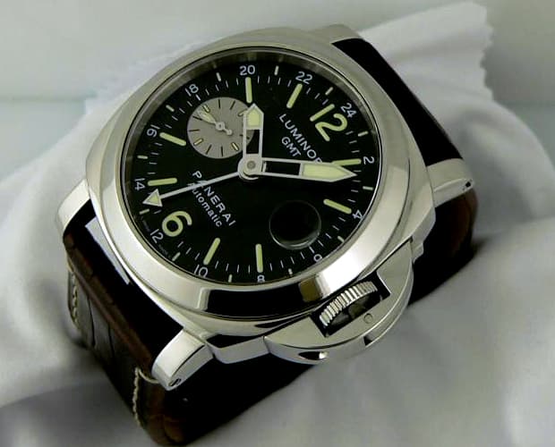 Panerai Luminor Gmt
