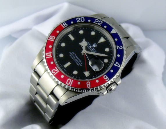 Rolex GMT Master Red Blue
P Series