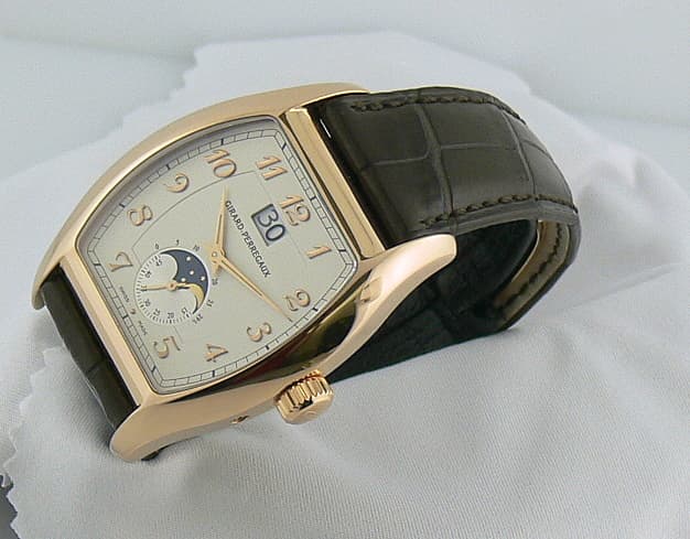 Girard Perregaux Richville Rose Moon Big Date