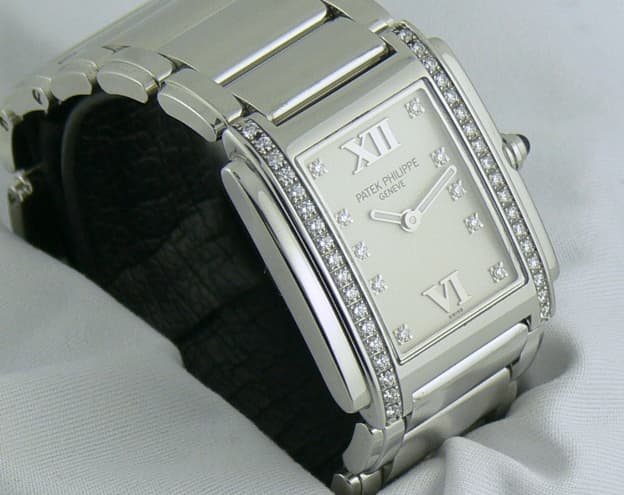 Patek Philippe Twenty-4 4910 SS/SS White
