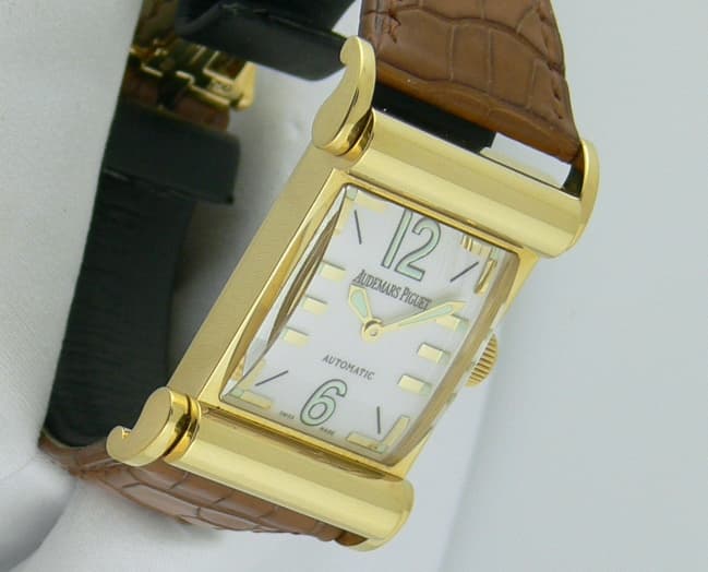 Audemars Piguet Canape Y.G