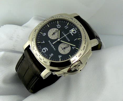 Panerai Luminor Chrono 40mm
WG, G Series
