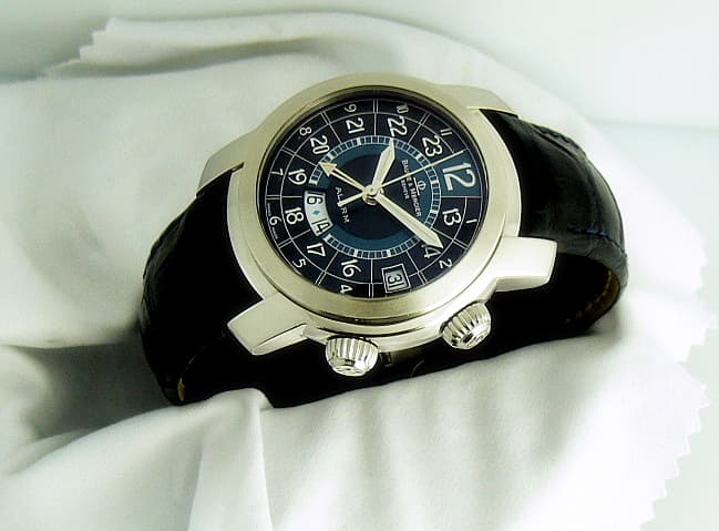 Baume & Mercier Gmt Alarm