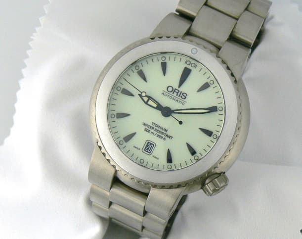 Oris Titanium Luminescent Dial