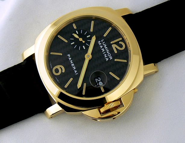 Panerai Luminor Marina YG Carbon Fiber Dial 44mm
