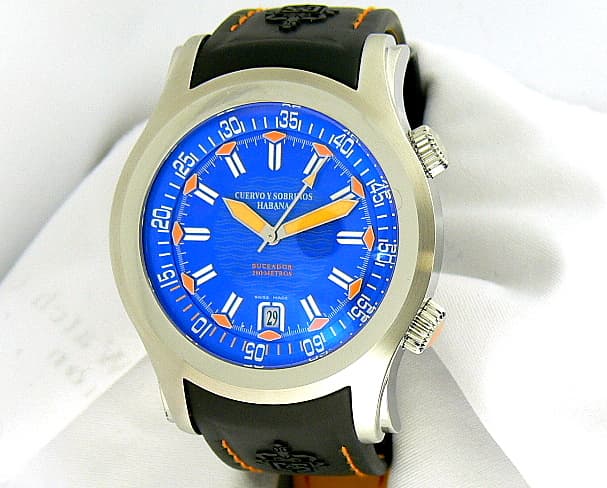 Cuervo y Sobrinos Robusto Buceador Blue Dial Rubber Strap


