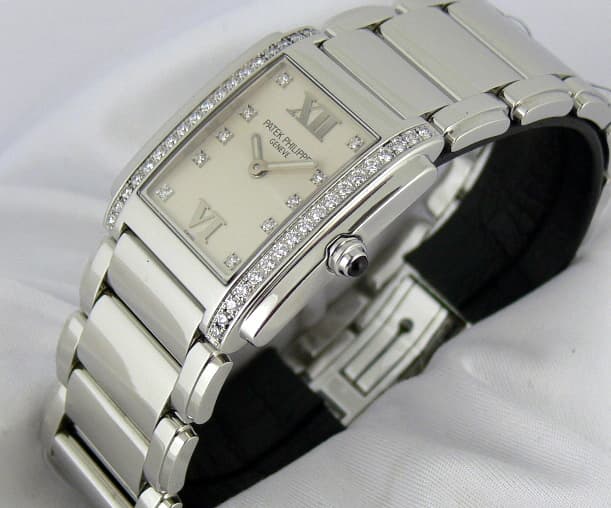 Patek Philippe Twenty-4 4910 SS/SS White
