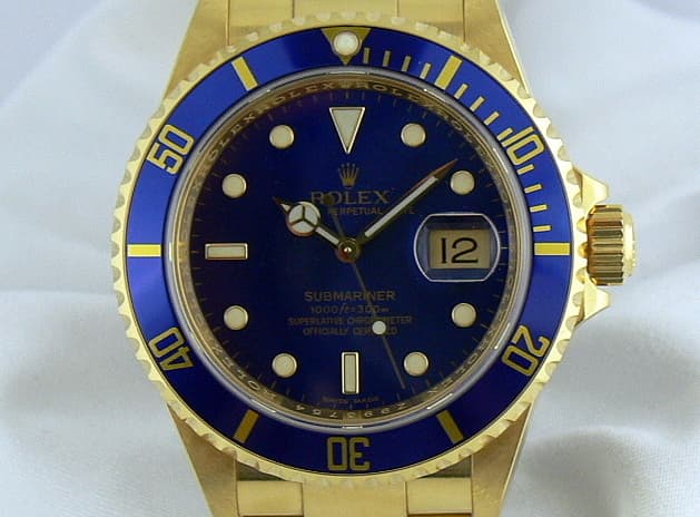 Rolex Submariner Blue
YG/YG