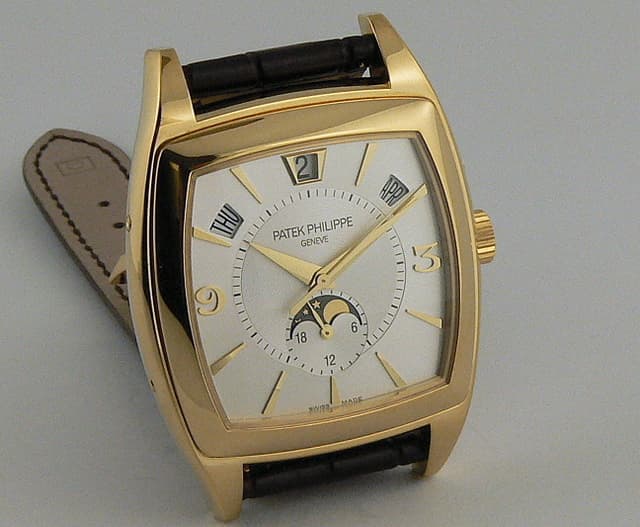 Patek Philippe Gondolo Calendario 5135 YG
