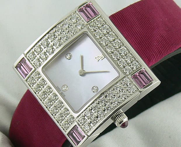 Audemars Piguet Myriade WG Diamond
Pink MOP
