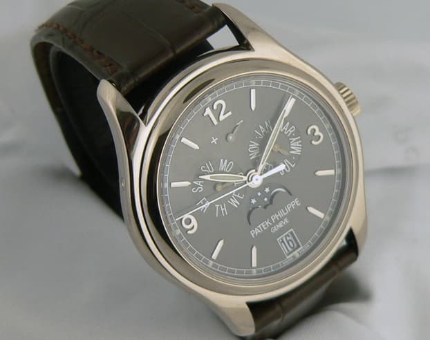 Patek Philippe 5146 White Gold Annual Calendar Gray Dial

