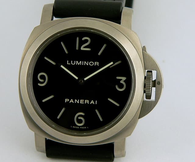 Panerai Luminor Base 44 Titanium