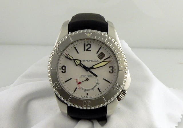 Girard-Perregaux Sea Hawk II SS/Strap white