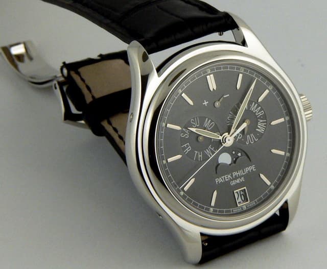 Patek Philippe Annual Calendar, 5146 Platinum

