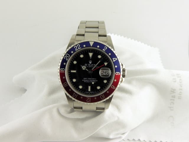 Rolex GMT Master Red Blue
Z Series