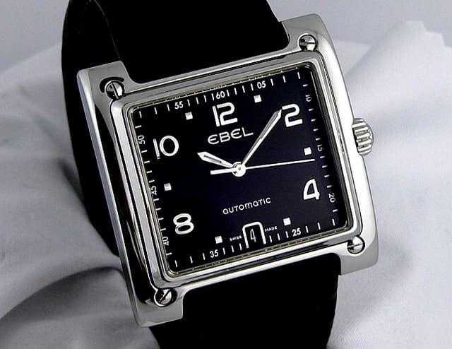 Ebel 1911 
La Carree