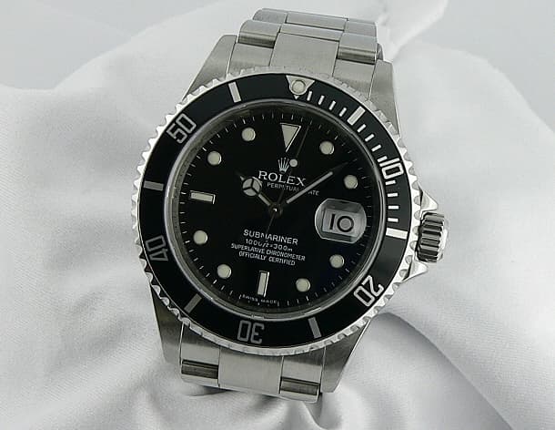 Rolex Submariner Steel
M Series