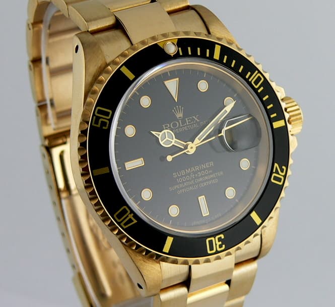 Rolex Submariner Black
YG/YG
