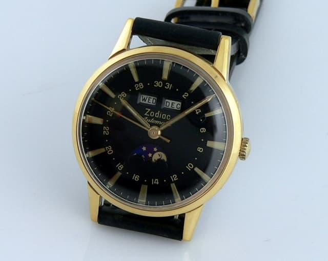 Zodiac Triple Date Moon English Calendar
