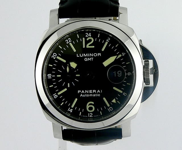 Panerai Luminor GMT
"Ghost"