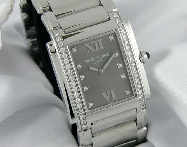 Patek Philippe Twenty-4 4910 SS/SS Gray