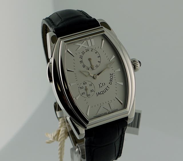 Jaquet Droz Tonneau,GMT
XL Silver Dial
Roman Numerals