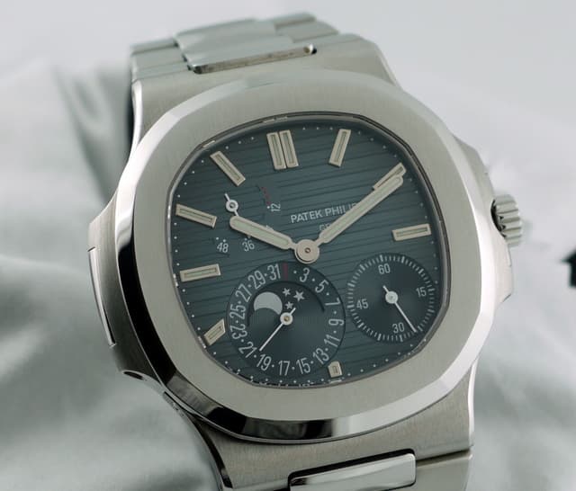 Patek Philippe Jumbo Nautilus 5712 SS/SS 