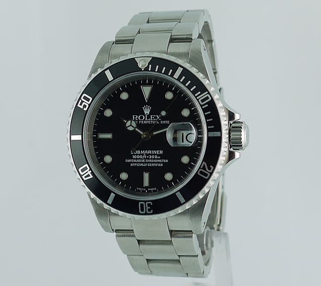 Rolex Submariner Steel
P Series 2000