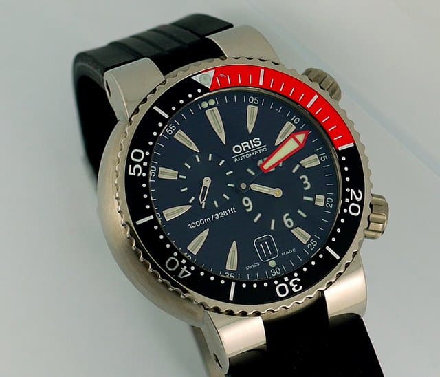 Oris PEDRO Divers Date Black Dial Rubber Strap 