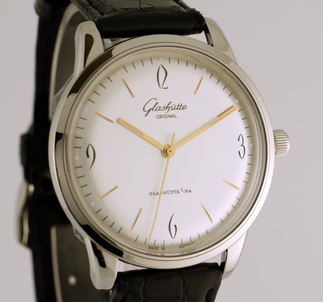 Glashutte Original Senator Sixties 