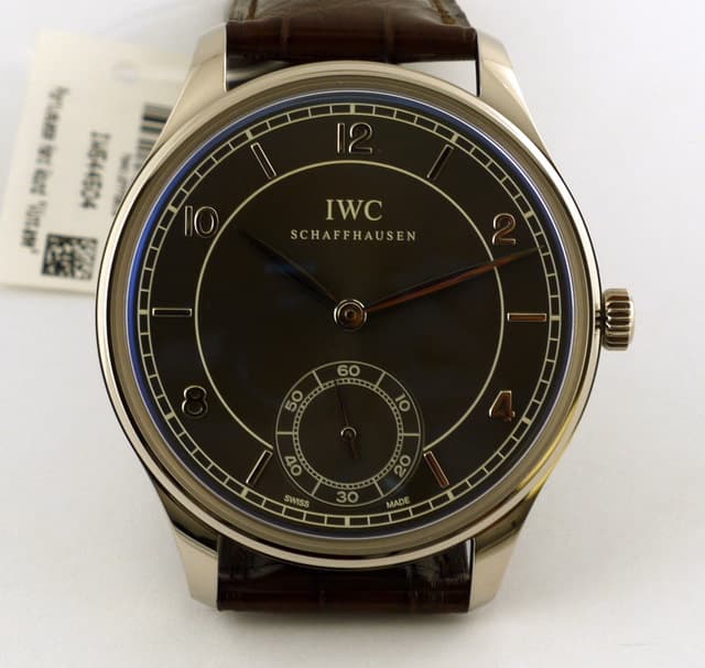 IWC Portuguese Manual Wind, 18k white gold
5445-04
