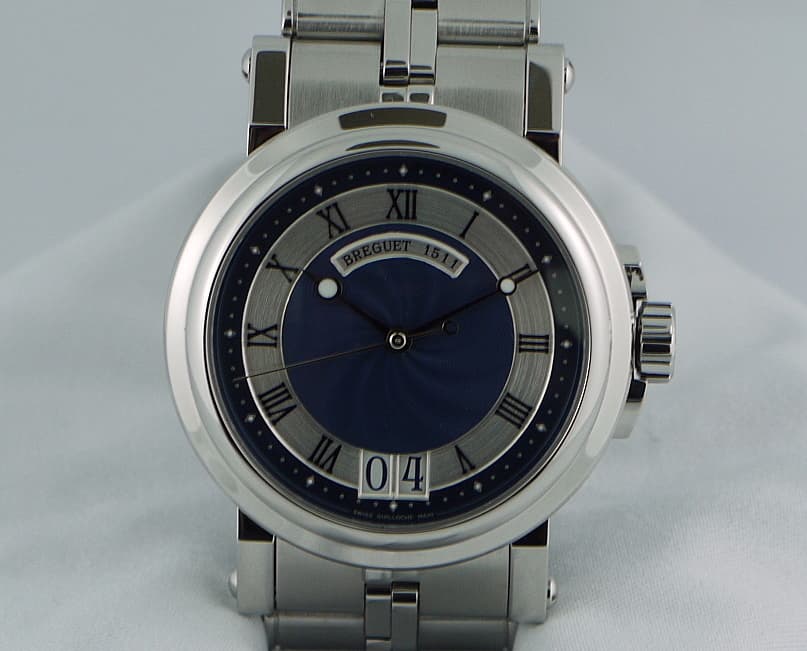 Breguet Marine SS/SS Big Date
Blue Guilloche Dial 