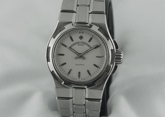 Vacheron Constantin Overseas Lady Quartz