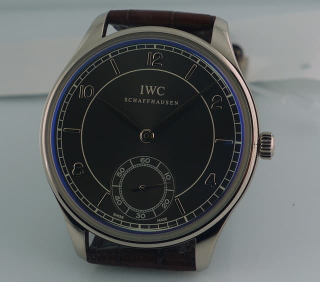 IWC Portuguese Manual Wind, 18k white gold
5445-04