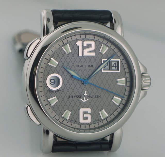 Ulysse Nardin GMT +/- Big Date SS/SS
Gray