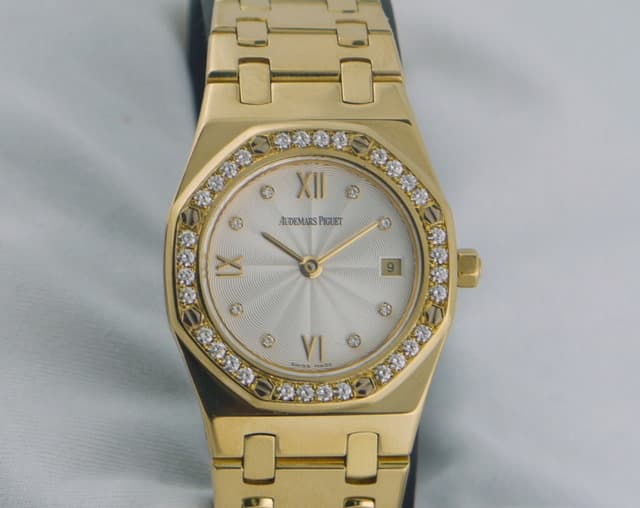 Audemars Piguet Ladies Royal Oak YG/YG White Dial Diamond
