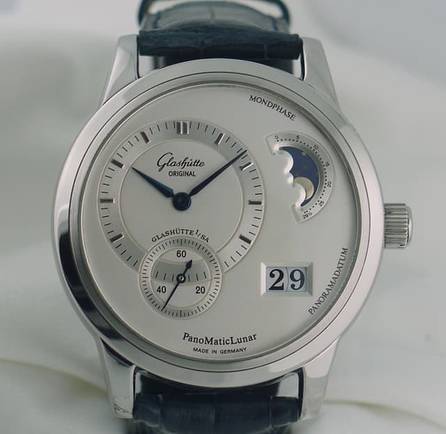 Glashutte Original PanoMaticLunar 