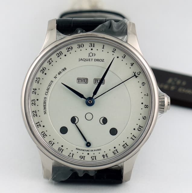 Jaquet Droz Les Lunes Email
Complete Calendar
WG