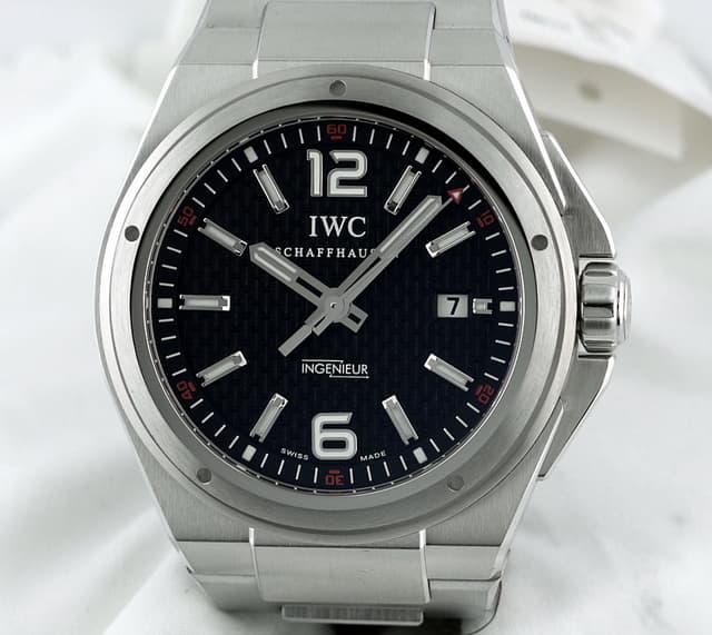 IWC Ingenieur SS Auto
Mission Earth