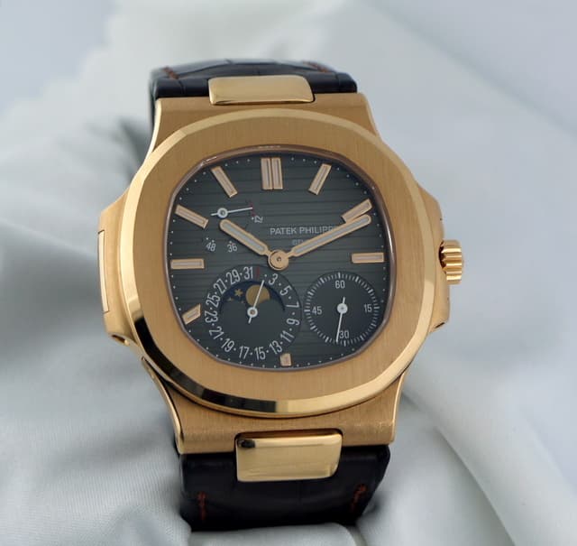 Patek Philippe Jumbo Nautilus 5712R 